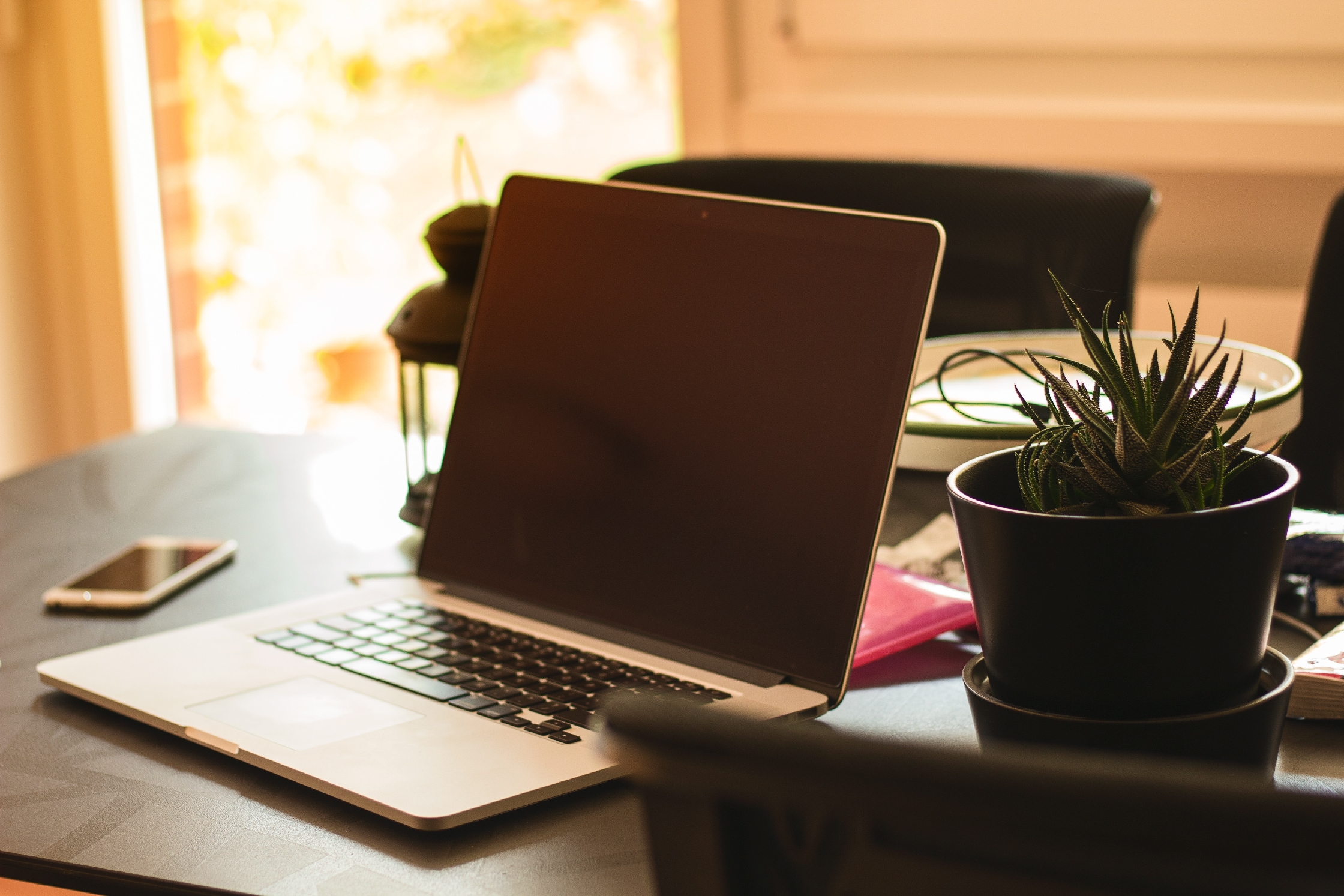 Post 5 Razões para Investir em Capas de Notebook para a Sua Empresa