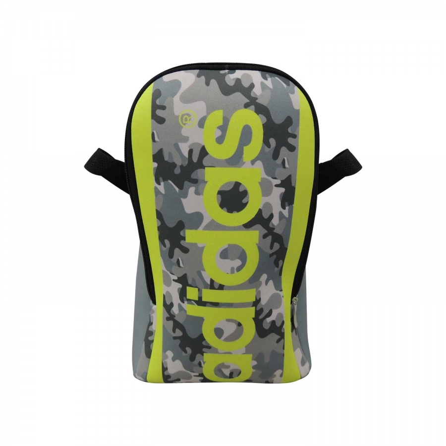 : 7 Brindes Personalizados Masculinos que são um sucesso - Porta Chuteira Personalizada em Neoprene