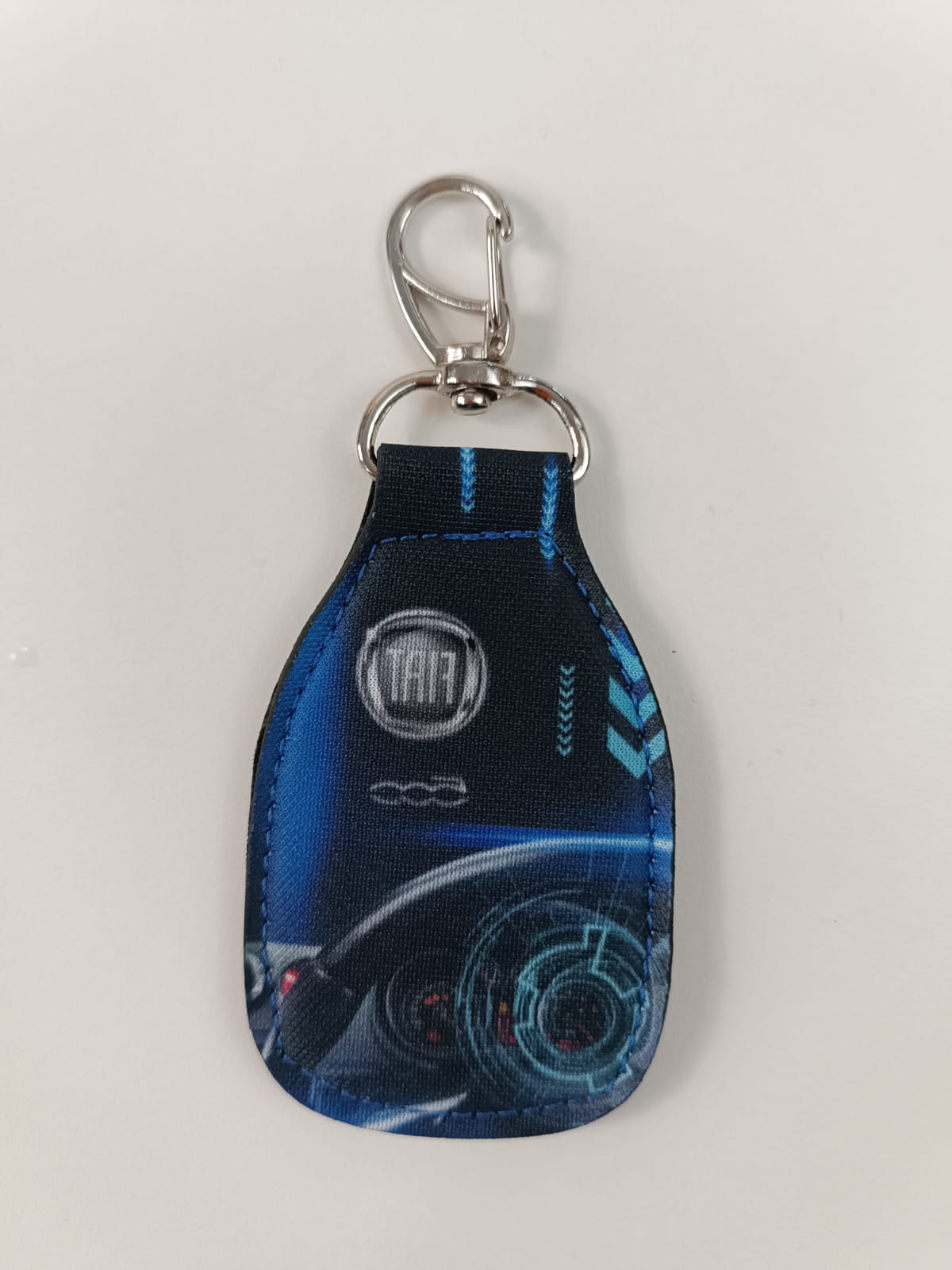 Chaveiro em Neoprene: A Opção Acessível com Personalização Infinita para Brindes